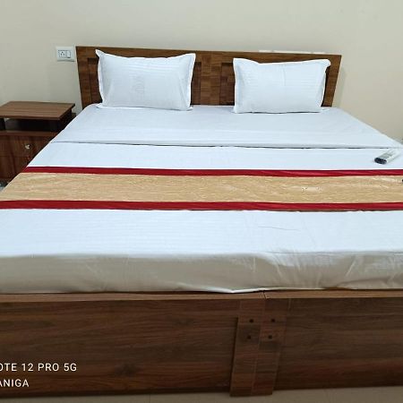 Premier Inn Lodge منغالور المظهر الخارجي الصورة
