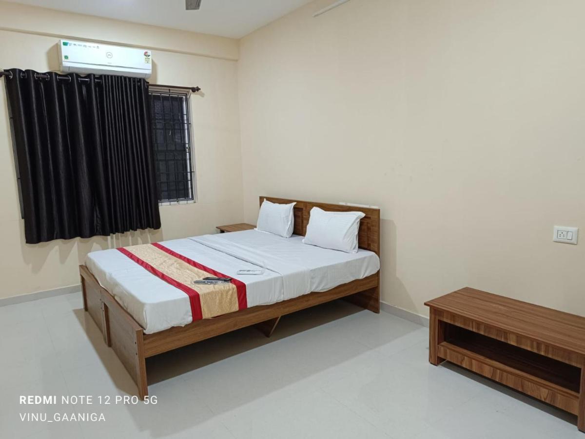 Premier Inn Lodge منغالور المظهر الخارجي الصورة